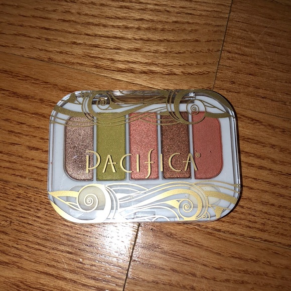 Pacifica Eyeshadow Palette - Picture 1 of 2